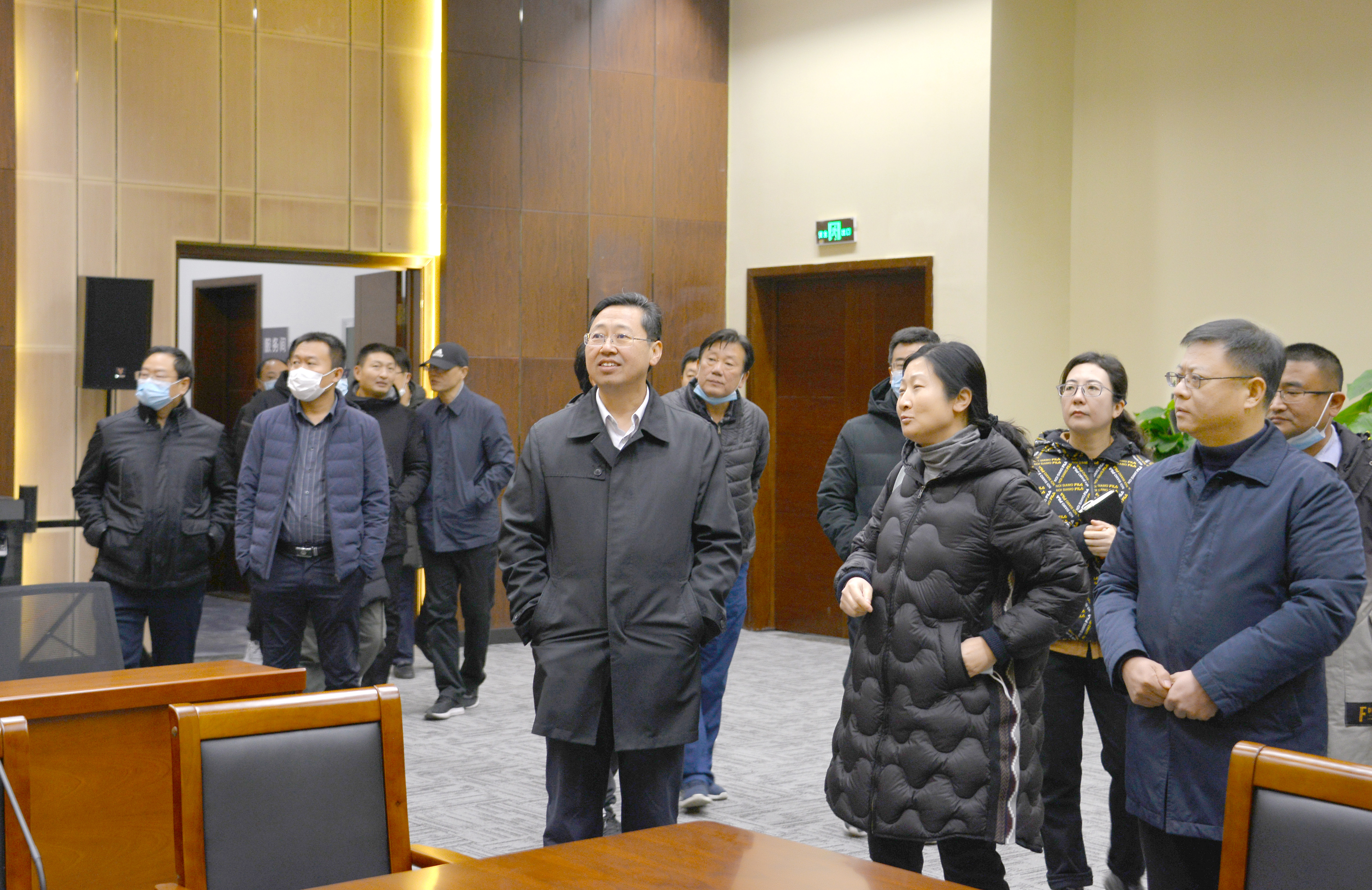體育中心室內.jpg