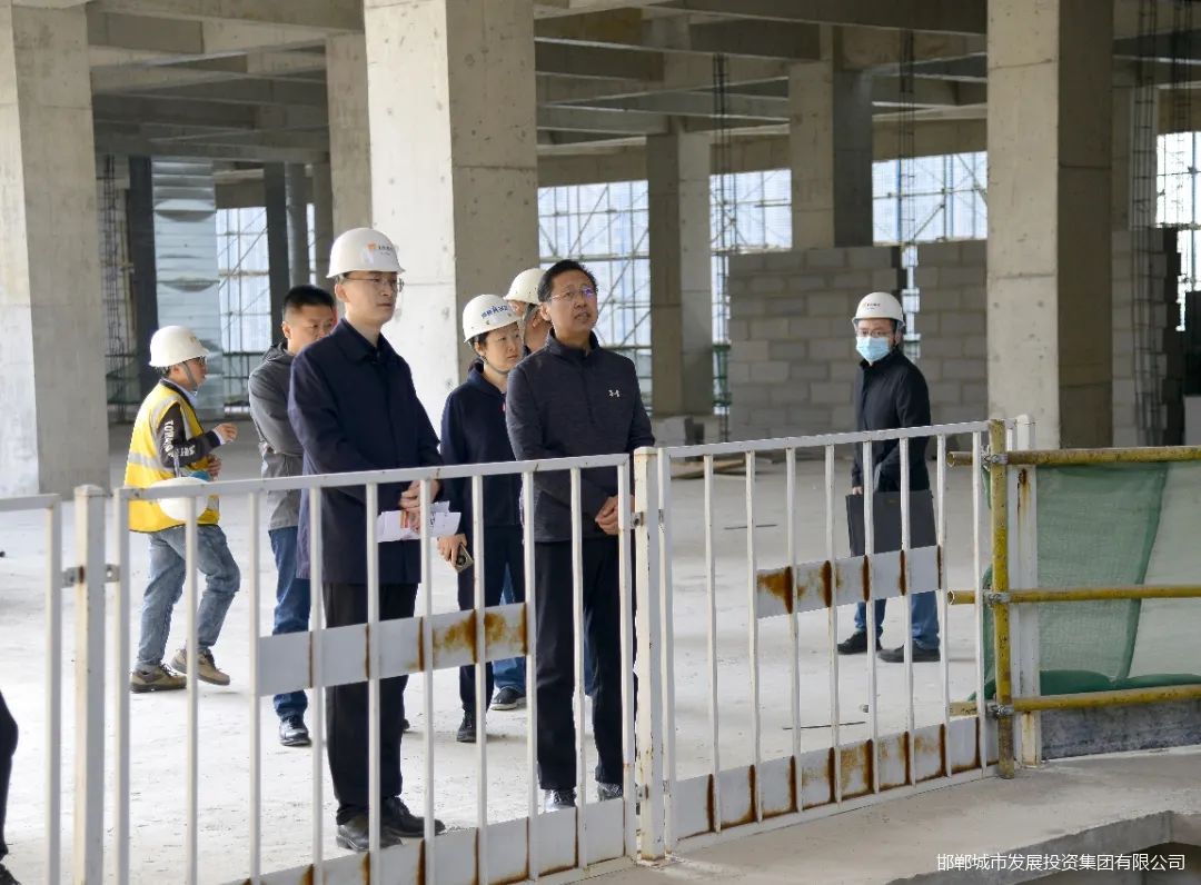董事長(cháng)梁耀峰帶隊督導重點(diǎn)項目建設
